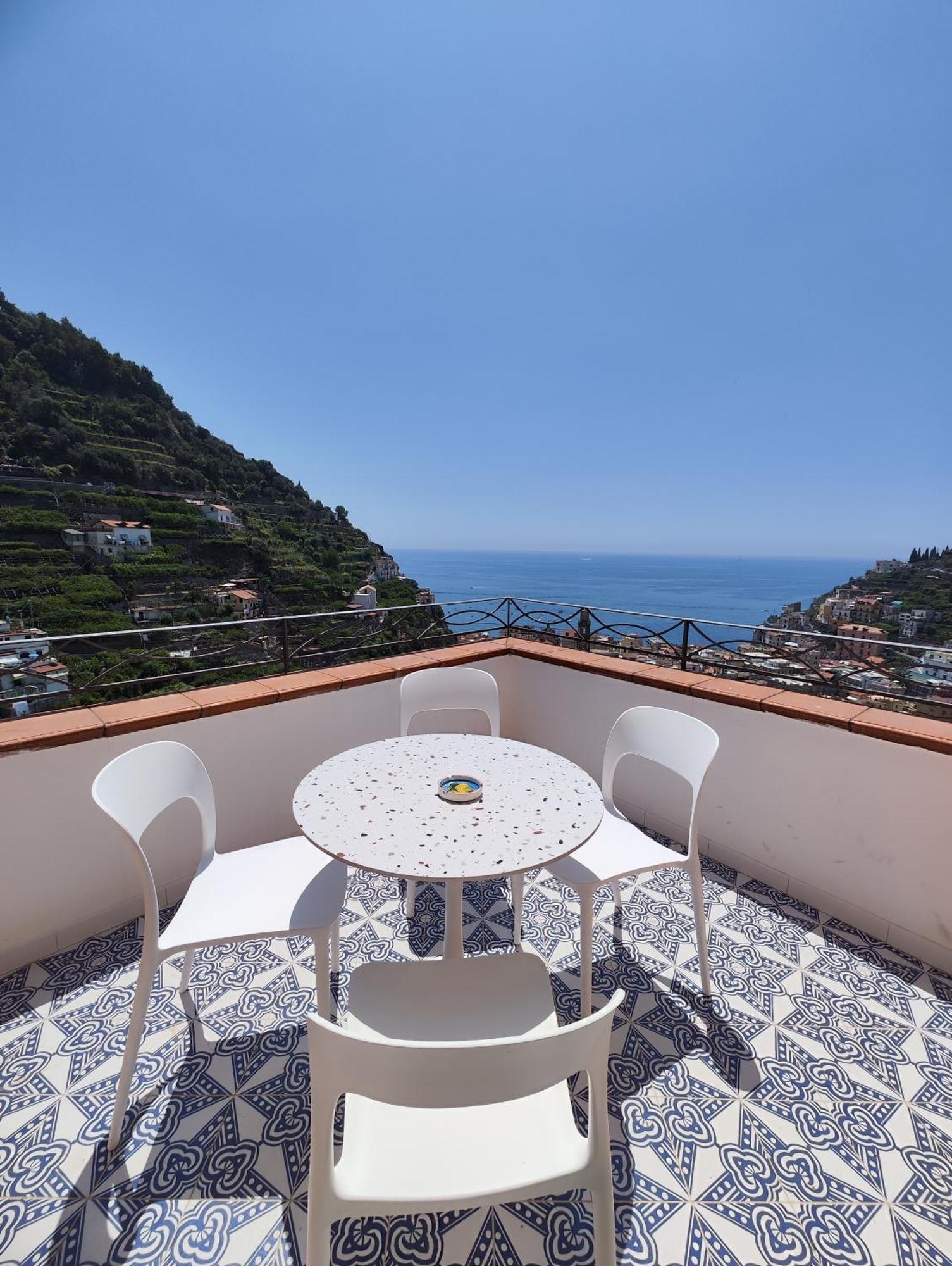 Villa Elica - Suite Carmine - Amalfi Coast Minori Eksteriør billede